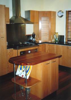 granite & wood kitchen